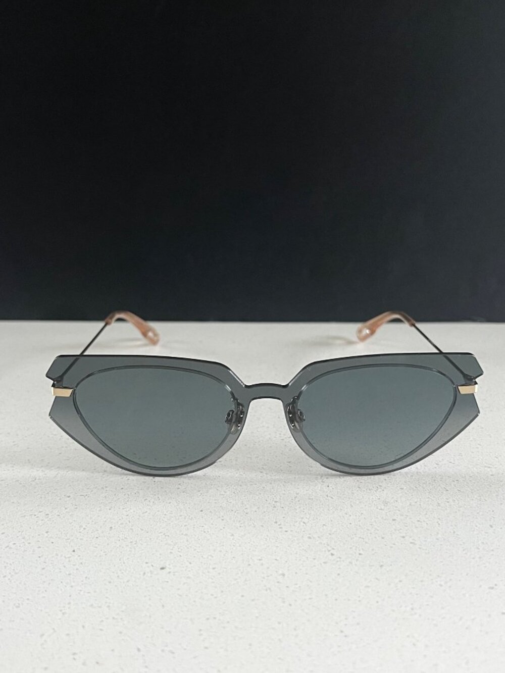 DIOR Christian Dior ATTITUDE 2 sunglasses in shaded acetate and metal - Picture 3 of 13